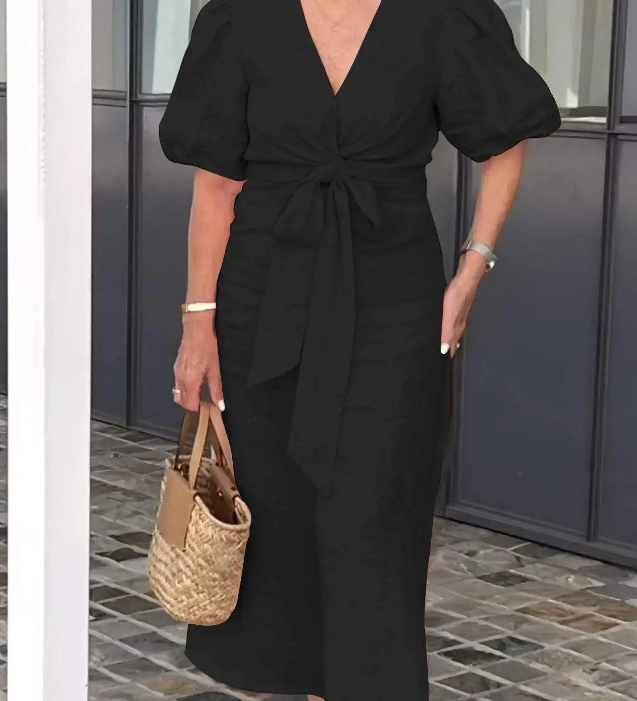 LYNORA | ROBE MIDI RAFFINÉE ENCOLURE V